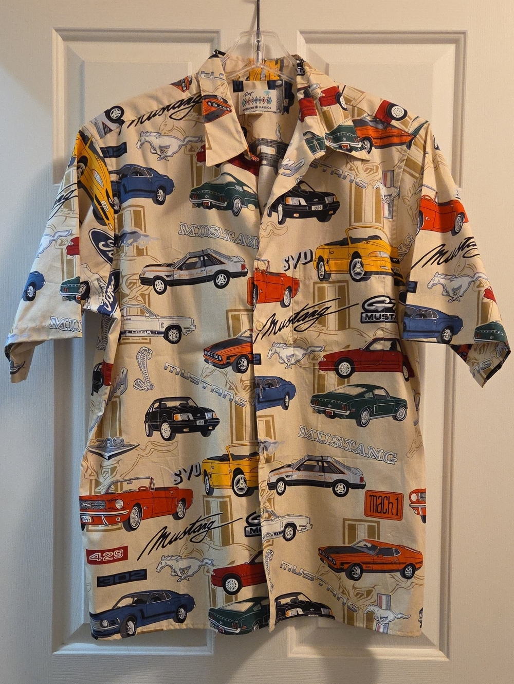 Classic Car Mustang Shirt - Beige